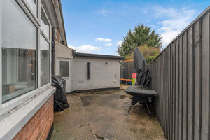 Photo 27- click for photo gallery